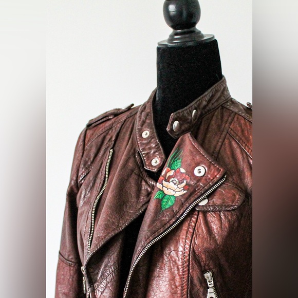 Custom Painted Leather Jacket - Picture 3 of 5